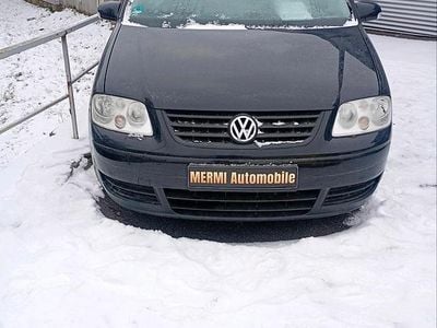 Schwarz Gebraucht 2004 VW Touran Van / Kleinbus | 1.990 € (Fairer Preis)