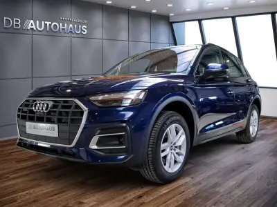 Second-hand Audi Q5 Business 299 CP (219 kW) 2023 Albastru SUV