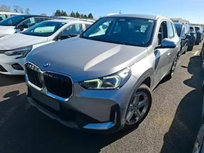 Begagnad BMW X1 Executive 136 HK (100 kW) 2023 Silver SUV