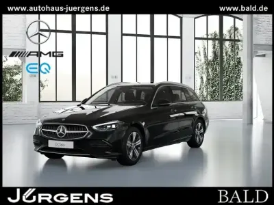Gebraucht Mercedes C200 Avantgarde 163 PS (119 kW) 2023 Schwarz Kombi