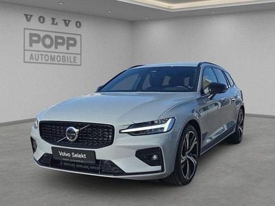 Gebraucht Volvo V60 Plus 197 PS (144 kW) 2024 Vapour grey / metallic Kombi