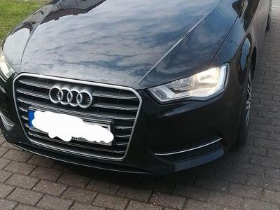 Gebraucht Audi A3 Attraction 105 PS (77 kW) 2013 Schwarz Limousine
