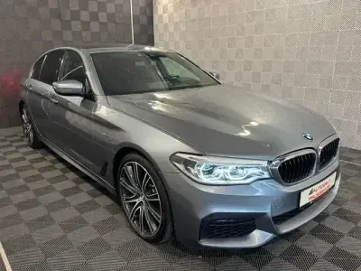 Gebraucht BMW 530 M Sport 252 PS (185 kW) 2020 Blau Limousine