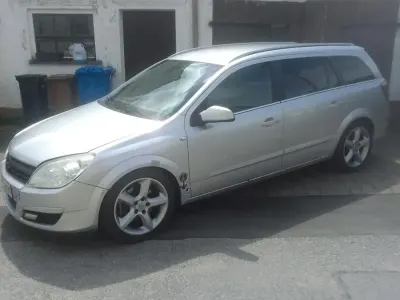 Gebraucht Opel Astra 125 PS (91 kW) 2005 Silber Kombi