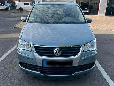 Gebraucht VW Touran 140 PS (102 kW) 2009 Silber Van / Kleinbus