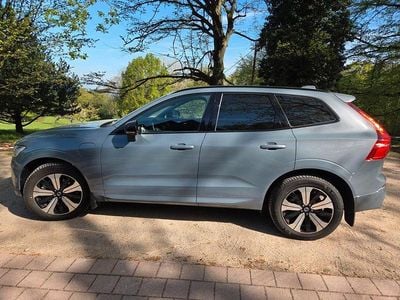 Gebraucht Volvo XC60 Plus 349 PS (256 kW) 2024 Grau SUV