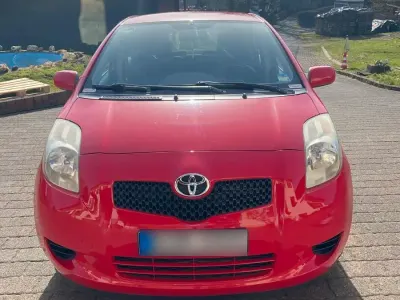 Gebraucht Toyota Yaris 87 PS (63 kW) 2007 Rot Kleinwagen