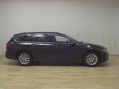 Gebraucht VW Passat Business 150 PS (110 kW) 2022 Schwarz Kombi