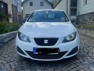 Gebraucht Seat Ibiza SC Style 69 PS (50 kW) 2011 Weiß Kleinwagen
