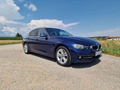 BMW 330e