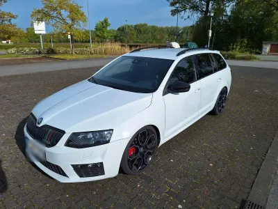 Gebraucht Skoda Octavia RS 300 PS (220 kW) 2016 Weiß Kombi