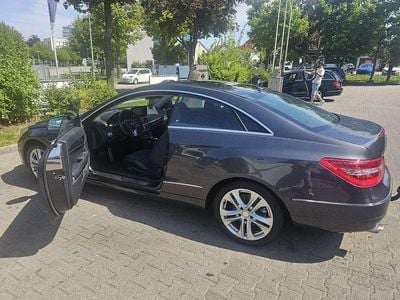 Mercedes E300