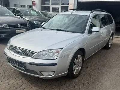 Usata Ford Mondeo Futura 125 CV (91 kW) 2007 Argento Berlina