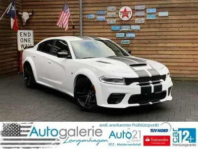 Używany Dodge Charger 375 KM (275 kW) 2017 Biały Sedan/Limuzyna
