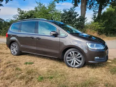 Gebraucht VW Sharan Highline 200 PS (147 kW) 2014 Braun Van / Kleinbus