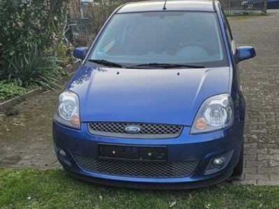 gebraucht Ford Fiesta 1.3