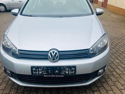 Silber Gebraucht 2009 VW Golf VI Comfortline Kleinwagen | 9.890 € (Teuer)