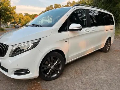Gebraucht Mercedes V250 Avantgarde Edition 190 PS (139 kW) 2017 Weiß Van / Kleinbus