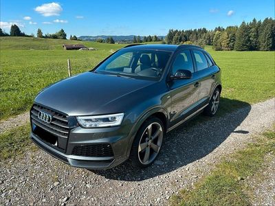 Gebraucht Audi Q3 Sport 179 PS (131 kW) 2017 Grau SUV