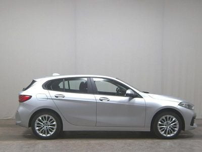 Gebraucht BMW 118 Advantage 150 PS (110 kW) 2021 Silber Kleinwagen