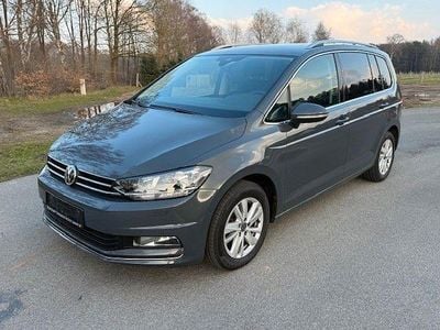 Usata VW Touran Highline 150 CV (110 kW) 2023 Grigio Monovolume