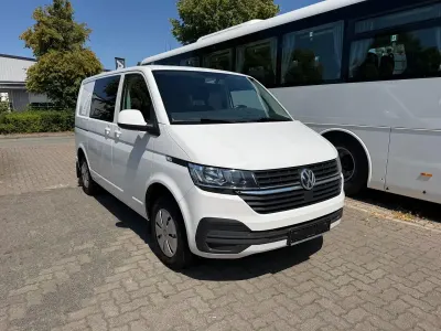 Gebraucht VW Caravelle 150 PS (110 kW) 2022 Weiß Van