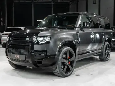 Gebraucht Land Rover Defender 400 PS (294 kW) 2023 Grau SUV