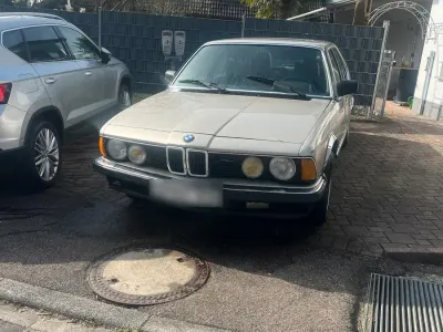 Gebraucht BMW 728 186 PS (136 kW) 1986 Beige Limousine
