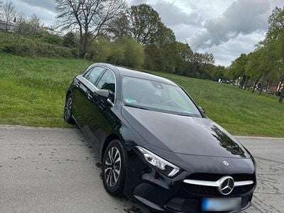 Usata Mercedes A200 163 CV (119 kW) 2020 Nero Berlina