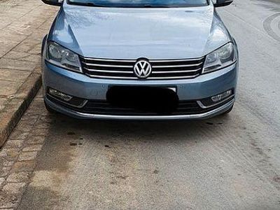 Second-hand VW Passat Comfortline 140 CP (102 kW) 2012 Albastru Berlinǎ