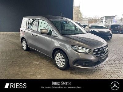 Gebraucht Mercedes T160 Progressive 95 PS (69 kW) 2024 Chromitgrau Van / Kleinbus