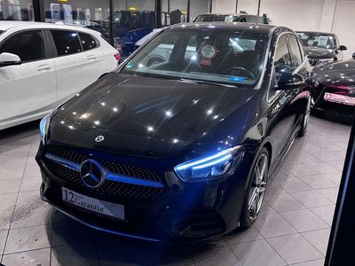 Gebraucht Mercedes B180 AMG line 136 PS (100 kW) 2019 Kosmosschwarz  metalliclack Van / Kleinbus