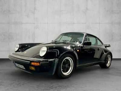 Second-hand Porsche 911 300 CP (220 kW) 1986 Negru