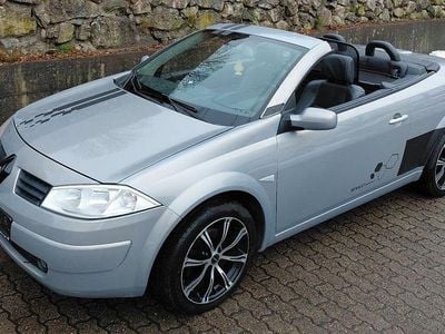 Silber Gebraucht 2007 Renault Mégane Cabriolet R.S. Cabrio | 2.450 € (Fairer Preis)