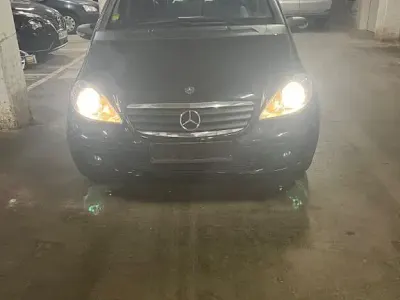 Gebraucht Mercedes A150 Classic 95 PS (69 kW) 2006 Schwarz Van / Kleinbus