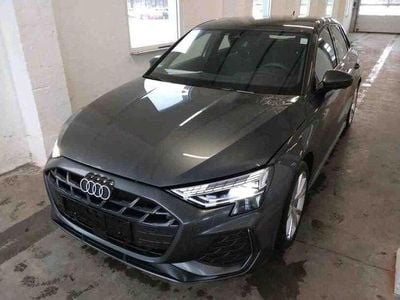 Grau Gebraucht 2025 Audi A3 S-Line Limousine | 34.290 € (Guter Preis)