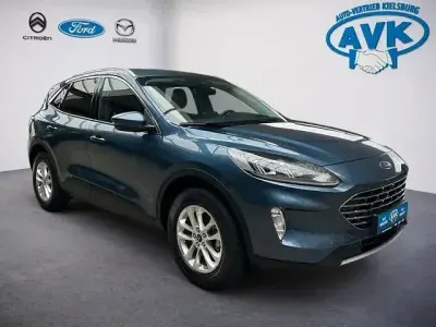 Używany Ford Kuga Titanium 224 KM (164 kW) 2022 Niebieski SUV
