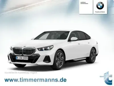 Gebraucht BMW 520 M Sport 197 PS (144 kW) 2025 Weiss Limousine