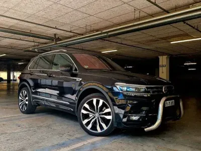 Gebraucht VW Tiguan R-line 220 PS (161 kW) 2018 Schwarz SUV