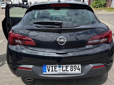 Opel Astra GTC