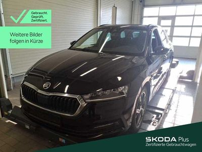 Blackmagic perleffekt (metallic) Gebraucht 2023 Skoda Octavia Kombi | 26.888 € (Etwas zu teuer)