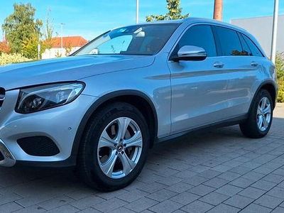 Mercedes GLC220