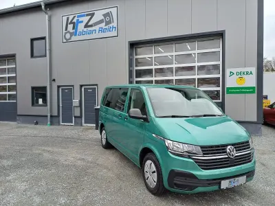Używany VW T6.1 Trendline 110 KM (80 kW) 2021 Zielony Van