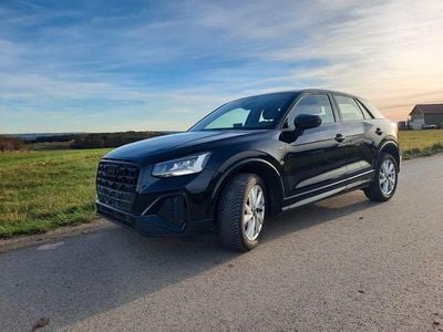 Second-hand Audi Q2 S-Line 150 CP (110 kW) 2023 Negru SUV