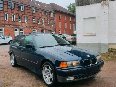 Gebraucht BMW 320 150 PS (110 kW) 1996 Kombi