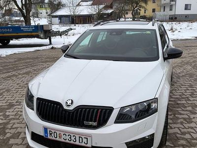 Gebraucht Skoda Octavia RS 184 PS (135 kW) 2014 Weiß Kleinwagen