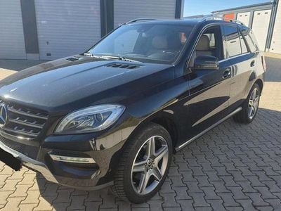 Gebraucht Mercedes ML350 258 PS (189 kW) 2014 Schwarz SUV