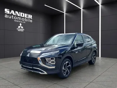 Gebraucht Mitsubishi Eclipse Cross Plus 188 PS (138 kW) 2022 Schwarz SUV