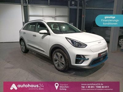Second-hand Kia e-Niro Vision 150 kW (204 CP) 2022 Alb SUV