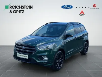 Gebraucht Ford Kuga ST-Line 150 PS (110 kW) 2017 Gruen SUV